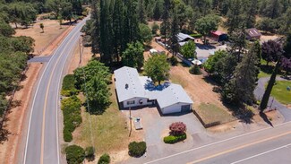 512 Board Shanty Creek Rd, Grants Pass, OR 97527