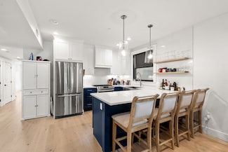 331 Chelsea St Unit 1, Boston, MA 02128