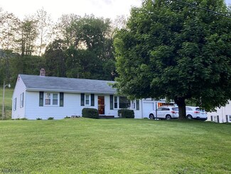 107 Locust Dr, Everett, PA 15537