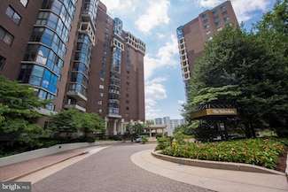 1600 N Oak St Unit 1702, Arlington, VA 22209