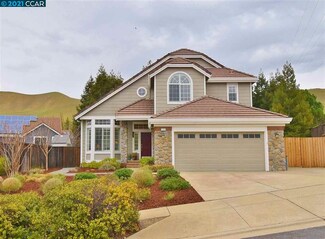 5163 Keller Ridge Dr, Clayton, CA 94517