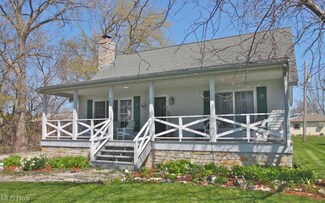 801 W Lakeshore Dr, Kelleys Island, OH 43438