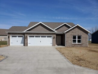 1748 Pond View Dr, Kokomo, IN 46902