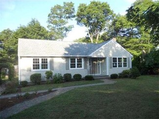 9 Portside Dr, Pocasset, MA 02559