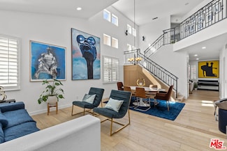 14315 Hortense St, Sherman Oaks, CA 91423