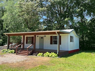 2323 Finger Leapwood Rd, Finger, TN 38334