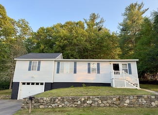 96 Harris St, Methuen, MA 01844