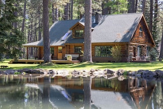 26308 SW Metke Ln, Camp Sherman, OR 97730