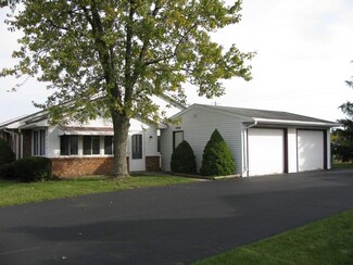 4924 Woodmark Dr, Fort Wayne, IN 46815