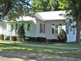 119 W Topeka St, Toluca, IL 61369