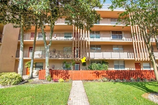 370 NW 76th Ave Unit 102, Margate, FL 33063
