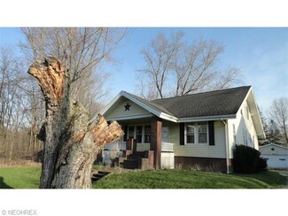 1075 W Ohio Ave, Sebring, OH 44672