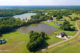 84 Chestnut Spring Rd, Flora, MS 39071