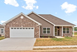 1813 Lexington Ave, Hopkinsville, KY 42240