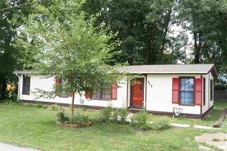 131 W Walnut St, Chandler, IN 47610
