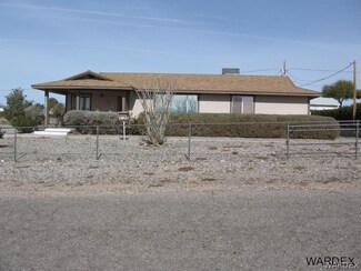 5285 +5293 E Powell Lake Rd, Topock/Golden Shores, AZ 86436