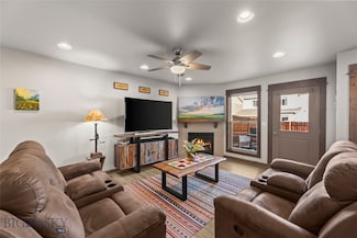 1307 Fozzie Ln Unit B, Belgrade, MT 59714