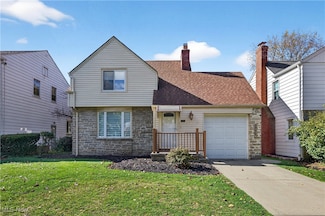 2520 Laurelhurst Rd, Cleveland, OH 44118