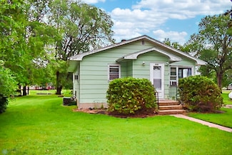 205 3rd St S, Fairmount, ND 58030