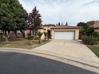 8714 N Heartland Way, Fresno, CA 93720
