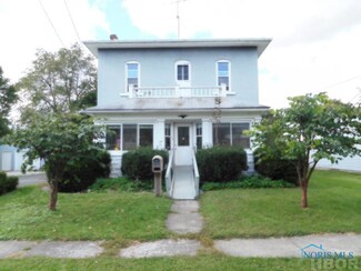 448 S Hazel St, Upper Sandusky, OH 43351