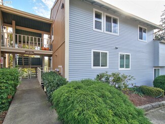 12600 SE 110th Ct Unit 104, Clackamas, OR 97015