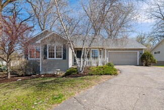 641 Mill St, Excelsior, MN 55331
