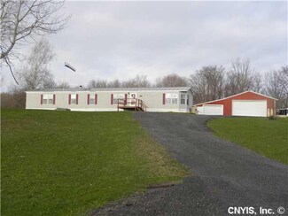 4254 County Route 22, Lacona, NY 13083
