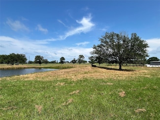 38535 Wiggins Rd, Hempstead, TX 77445