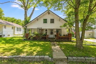619 S Hardy Ave, Independence, MO 64053
