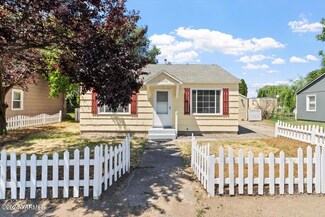 3412 4th St, Union Gap, WA 98903