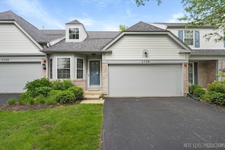 1704 Napoleon Dr, Naperville, IL 60565