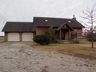 9470 NW Bethlehem Rd, Columbus, KS 66725