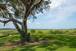 4021 Kaolin St, Charleston, SC 29407