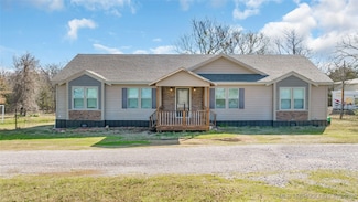 3689 Meadowlark Dr, Marietta, OK 73448