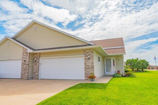 1914 Lincoln Ave, Stoughton, WI 53589