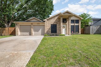 7806 Ivy Ln, Rowlett, TX 75089