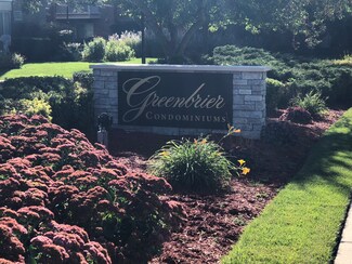 2423 N Kennicott Dr Unit 1A, Arlington Heights, IL 60004