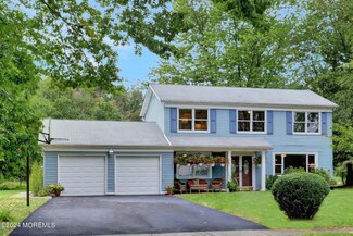 68 Devon Dr, Manalapan, NJ 07726