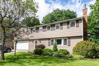 194 Laurel Hill Dr, South Burlington, VT 05403