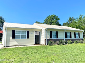 241 Westchester Rd, Wilmington, NC 28409