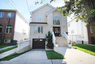 268 Hecker St, Staten Island, NY 10307