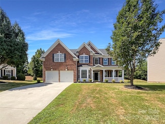 1915 Birchbrook Ct, Harrisburg, NC 28075