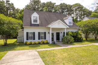 2216 Kings Gate Ln, Mount Pleasant, SC 29466