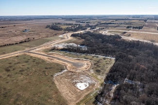 L2B4 Royal Oaks Cir SW, Rochester, MN 55902