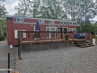 116 Owego Ln, Shohola, PA 18458