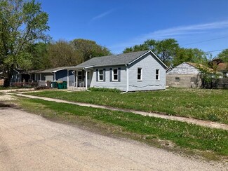 410 N Circle Dr, Wilmington, IL 60481