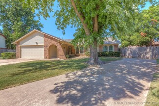1200 S Sycamore Ct, Broken Arrow, OK 74012