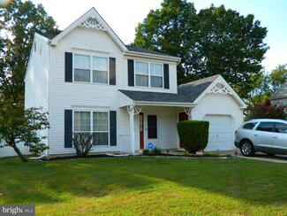 1330 Stonehenge Dr, Williamstown, NJ 08094