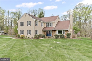 19 Fox Lair Ln, Thornton, PA 19373
